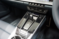 ポルシェ 911(Type992) 911 Type992 Targa 4  スポーツクロノ グラファイトブルーレザーインテリア クラシックホイール 中古車 中古車