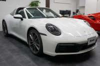 ポルシェ 911(Type992) 911 Type992 Targa 4  スポーツクロノ グラファイトブルーレザーインテリア クラシックホイール 中古車 中古車