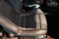 アバルト 695 esseesse 5MT 最終生産モデル 新車並行車 1オーナー HKS VIITS車高調 メタルキャタライザー 中古車 中古車