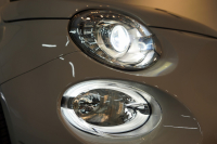 アバルト 695 esseesse 5MT 最終生産モデル 新車並行車 1オーナー HKS VIITS車高調 メタルキャタライザー 中古車 中古車