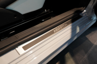 アバルト 695 esseesse 5MT 最終生産モデル 新車並行車 1オーナー HKS VIITS車高調 メタルキャタライザー 中古車 中古車