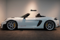 ポルシェ 718スパイダー RS PDK 登録済未使用車 OP652 ヴァイザッハPKG クロノPKG PCCB Fリフト ヴァイザッハインテリア 禁煙車 中古車 中古車