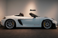 ポルシェ 718スパイダー RS PDK 登録済未使用車 OP652 ヴァイザッハPKG クロノPKG PCCB Fリフト ヴァイザッハインテリア 禁煙車 中古車 中古車