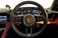 ポルシェ タイカン Turbo S ワンオーナー 4+1シート 固定式パノラマルーフ OP21インチホイール プライバシーガラス フルプロテクションフィルム 中古車 中古車