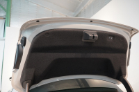 ポルシェ タイカン Turbo S ワンオーナー 4+1シート 固定式パノラマルーフ OP21インチホイール プライバシーガラス フルプロテクションフィルム 中古車 中古車