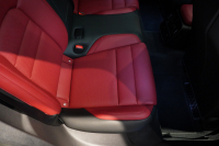 ポルシェ タイカン Turbo S ワンオーナー 4+1シート 固定式パノラマルーフ OP21インチホイール プライバシーガラス フルプロテクションフィルム 中古車 中古車