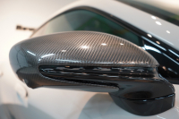 ポルシェ タイカン Turbo S ワンオーナー 4+1シート 固定式パノラマルーフ OP21インチホイール プライバシーガラス フルプロテクションフィルム 中古車 中古車