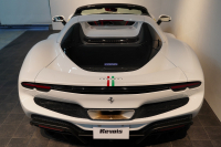 フェラーリ 296GTS 左H 正規ディーラー車 ワンオーナー 中古車 中古車