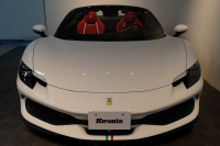 フェラーリ 296GTS 左H 正規ディーラー車 ワンオーナー 中古車 中古車