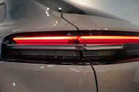 ポルシェ マカン Electric OP208 PASM付エアサス レザーパッケージ 20インチMacanSホイールパノラマルーフ スレートグレーネオ 禁煙車 中古車 中古車