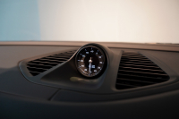 ポルシェ マカン Electric OP208 PASM付エアサス レザーパッケージ 20インチMacanSホイールパノラマルーフ スレートグレーネオ 禁煙車 中古車 中古車