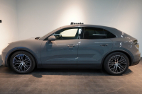 ポルシェ マカン Electric OP208 PASM付エアサス レザーパッケージ 20インチMacanSホイールパノラマルーフ スレートグレーネオ 禁煙車 中古車 中古車