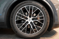 ポルシェ マカン Electric OP208 PASM付エアサス レザーパッケージ 20インチMacanSホイールパノラマルーフ スレートグレーネオ 禁煙車 中古車 中古車