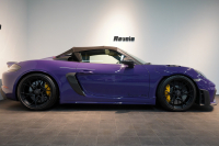 ポルシェ 718スパイダー RS PDK 1オーナー ウルトラヴァイオレット/PTSカラー ヴァイザッハPKG PCCB Fリフト クロノPKG 中古車 中古車