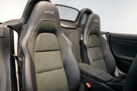 ポルシェ 718 ボクスター GTS 4.0 PDK OP246 登録済未使用車 GTSインテリアPKG 18wayスポーツシートプラス LEDヘッドライト BOSE ACC バナジウムグレー 中古車 中古車