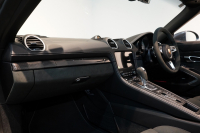 ポルシェ 718 ボクスター GTS 4.0 PDK OP246 登録済未使用車 GTSインテリアPKG 18wayスポーツシートプラス LEDヘッドライト BOSE ACC バナジウムグレー 中古車 中古車