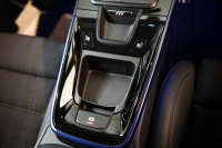 ポルシェ 911(Type992) Carrera T 6MT 後期モデル(992.2) 1オーナー OP500  エアロキット カーボンルーフ CarreraTインテリアPKG 18way電動シート Burmester 中古車 中古車