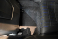 ポルシェ 911(Type992) Carrera T 6MT 後期モデル(992.2) 1オーナー OP500  エアロキット カーボンルーフ CarreraTインテリアPKG 18way電動シート Burmester 中古車 中古車