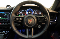 ポルシェ 911(Type992) Carrera T 6MT 後期モデル(992.2) 1オーナー OP500  エアロキット カーボンルーフ CarreraTインテリアPKG 18way電動シート Burmester 中古車 中古車