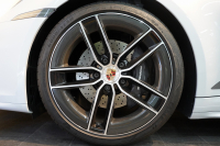 ポルシェ 911(Type992) Carrera T 6MT 後期モデル(992.2) 1オーナー OP500  エアロキット カーボンルーフ CarreraTインテリアPKG 18way電動シート Burmester 中古車 中古車