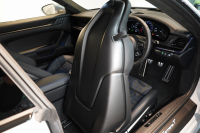 ポルシェ 911(Type992) Carrera T 6MT 後期モデル(992.2) 1オーナー OP500  エアロキット カーボンルーフ CarreraTインテリアPKG 18way電動シート Burmester 中古車 中古車