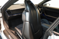 ポルシェ 911(Type992) Carrera T 6MT 後期モデル(992.2) 1オーナー OP500  エアロキット カーボンルーフ CarreraTインテリアPKG 18way電動シート Burmester 中古車 中古車