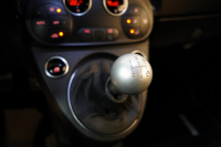 アバルト 595 モメント 5MT 左H 全国49台限定 ミシュラン25年製新品タイヤ交換済 専用マットグレー 中古車 中古車