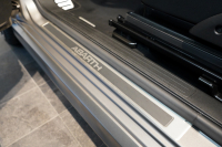 アバルト 595 モメント 5MT 左H 全国49台限定 ミシュラン25年製新品タイヤ交換済 専用マットグレー 中古車 中古車