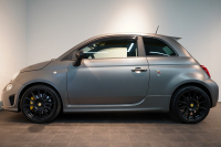 アバルト 595 モメント 5MT 左H 全国49台限定 ミシュラン25年製新品タイヤ交換済 専用マットグレー 中古車 中古車