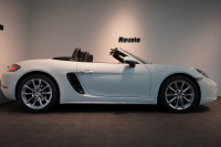 ポルシェ 718 ボクスター 2.0 6MT 19インチBoxsterSホイール スポーツエグゾースト スポーツテールパイプ 電格ミラー 中古車 中古車