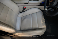 ポルシェ タイカン クロスツーリスモ 4S 1オーナー OP334 スポクロ ツートーンスムースレザー リアアクスルステア パワステプラス パノラマルーフ バルカノグレー 中古車 中古車