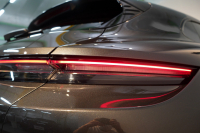 ポルシェ タイカン クロスツーリスモ 4S 1オーナー OP334 スポクロ ツートーンスムースレザー リアアクスルステア パワステプラス パノラマルーフ バルカノグレー 中古車 中古車