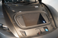 ポルシェ タイカン クロスツーリスモ 4S 1オーナー OP334 スポクロ ツートーンスムースレザー リアアクスルステア パワステプラス パノラマルーフ バルカノグレー 中古車 中古車