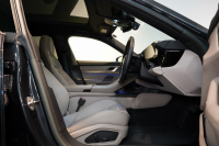 ポルシェ タイカン クロスツーリスモ 4S 1オーナー OP334 スポクロ ツートーンスムースレザー リアアクスルステア パワステプラス パノラマルーフ バルカノグレー 中古車 中古車