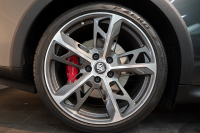 ポルシェ タイカン クロスツーリスモ 4S 1オーナー OP334 スポクロ ツートーンスムースレザー リアアクスルステア パワステプラス パノラマルーフ バルカノグレー 中古車 中古車