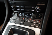 ポルシェ 718 ボクスター GTS 2.5 PDK 延長保証付 キャララホワイトメタリック PDLSティンテッドヘッドライト ロールオーバーバー同色塗装 中古車 中古車