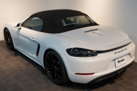 ポルシェ 718 ボクスター GTS 2.5 PDK 延長保証付 キャララホワイトメタリック PDLSティンテッドヘッドライト ロールオーバーバー同色塗装 中古車 中古車