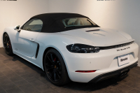 ポルシェ 718 ボクスター GTS 2.5 PDK 延長保証付 キャララホワイトメタリック PDLSティンテッドヘッドライト ロールオーバーバー同色塗装 中古車 中古車