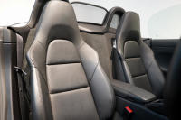 ポルシェ 718 ボクスター GTS 2.5 PDK 延長保証付 キャララホワイトメタリック PDLSティンテッドヘッドライト ロールオーバーバー同色塗装 中古車 中古車