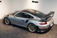 ポルシェ 911(Type991.2) GT2RS Weissach Package Fリフティング クラブスポーツ GTシルバー  中古車