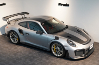 ポルシェ 911(Type991.2) GT2RS Weissach Package Fリフティング クラブスポーツ GTシルバー  中古車