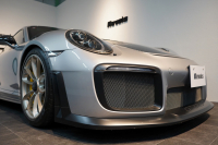 ポルシェ 911(Type991.2) GT2RS Weissach Package Fリフティング クラブスポーツ GTシルバー  中古車