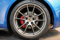 ポルシェ 911(Type991.1) Carrera 4S 7MT 左H 正規D車 スポクロ スポエグ スポーツステア カップエアロキット レザーインテリア シートベンチレーション 中古車 中古車
