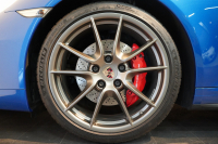 ポルシェ 911(Type991.1) Carrera 4S 7MT 左H 正規D車 スポクロ スポエグ スポーツステア カップエアロキット レザーインテリア シートベンチレーション 中古車 中古車