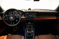 ポルシェ 新規車種 GT3 with Touring Package 6MT 正規D車 左H OP573 Exclusive Manufakturレザーインテリア PCCB Fリフト クロノPKG 1オーナー 中古車 中古車