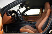 ポルシェ 新規車種 GT3 with Touring Package 6MT 正規D車 左H OP573 Exclusive Manufakturレザーインテリア PCCB Fリフト クロノPKG 1オーナー 中古車 中古車