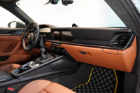 ポルシェ 新規車種 GT3 with Touring Package 6MT 正規D車 左H OP573 Exclusive Manufakturレザーインテリア PCCB Fリフト クロノPKG 1オーナー 中古車 中古車