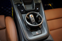 ポルシェ 新規車種 GT3 with Touring Package 6MT 正規D車 左H OP573 Exclusive Manufakturレザーインテリア PCCB Fリフト クロノPKG 1オーナー 中古車 中古車