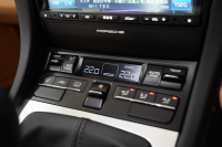 ポルシェ 911(Type991.1) Carrera S 7MT スポクロ スポーツデザインPKG PDCC 2トーンレザーインテリア マホガニーメタリック 中古車 中古車