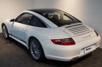 ポルシェ 911(Type997) Targa 4S TiptronicS 2オーナー車両 PC入庫22回 スポクロ オールレザーインテリア 12way電動シート キャララホワイト 中古車 中古車